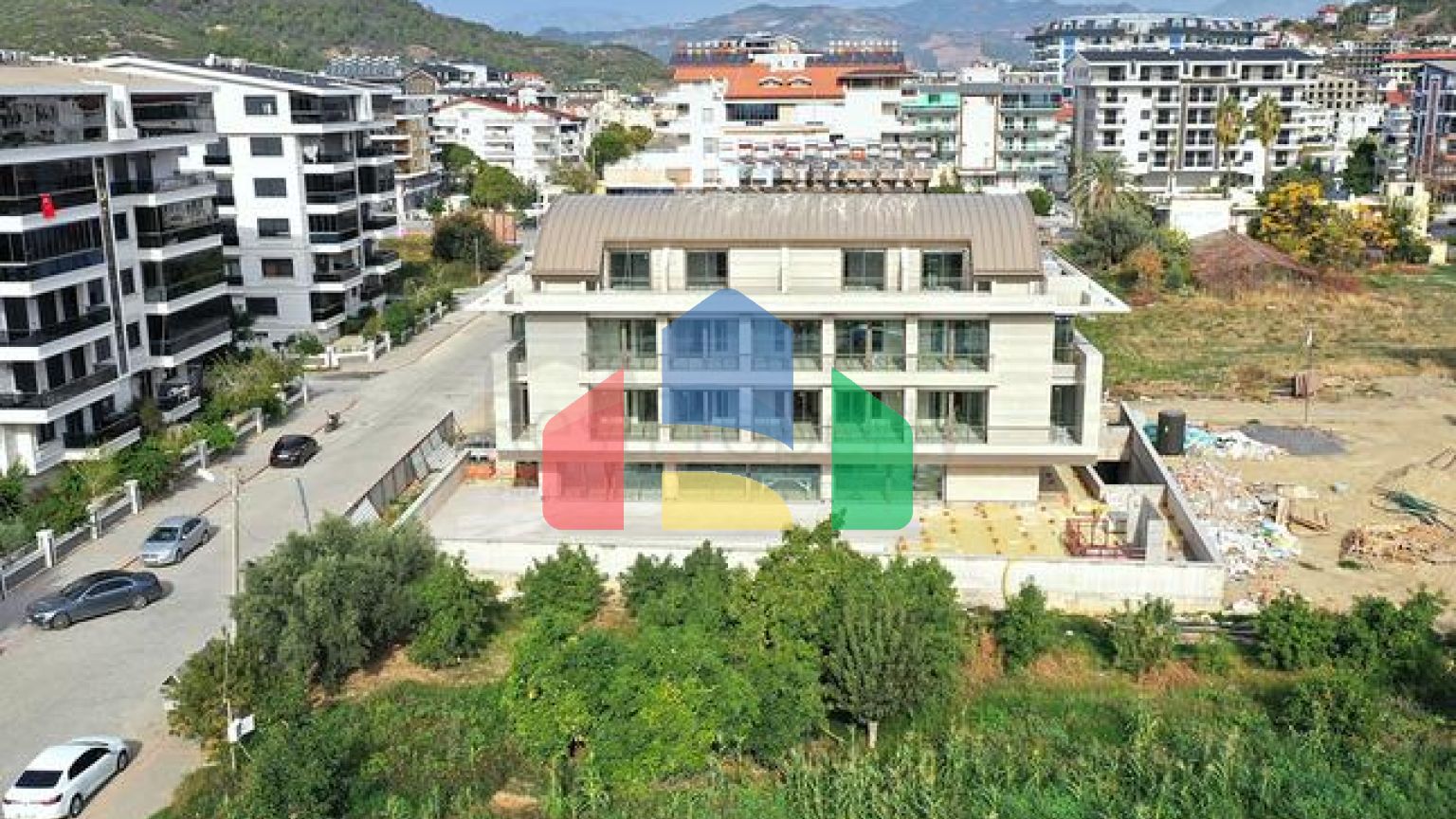 Готель в Газіпаші з розвиненою інфраструктурою і високим потенціалом