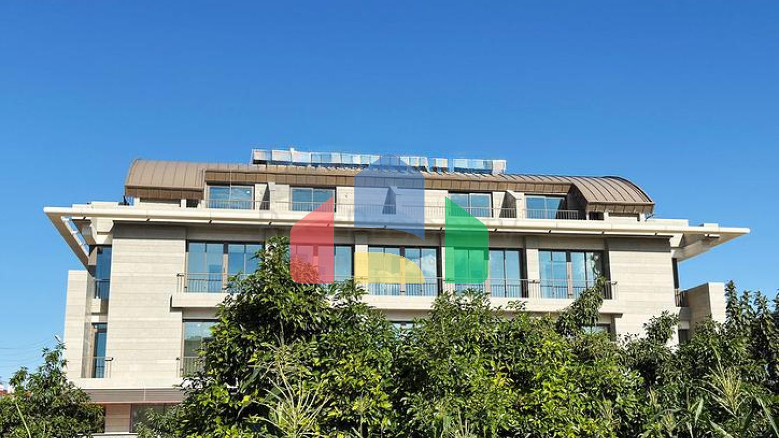 Готель в Газіпаші з розвиненою інфраструктурою і високим потенціалом