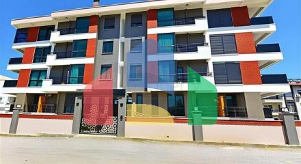 Простора мебльована квартира 2 + 1 з окремою кухнею