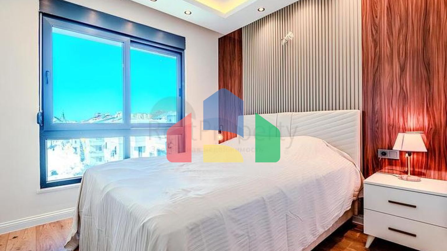 Простора мебльована квартира 2 + 1 з окремою кухнею