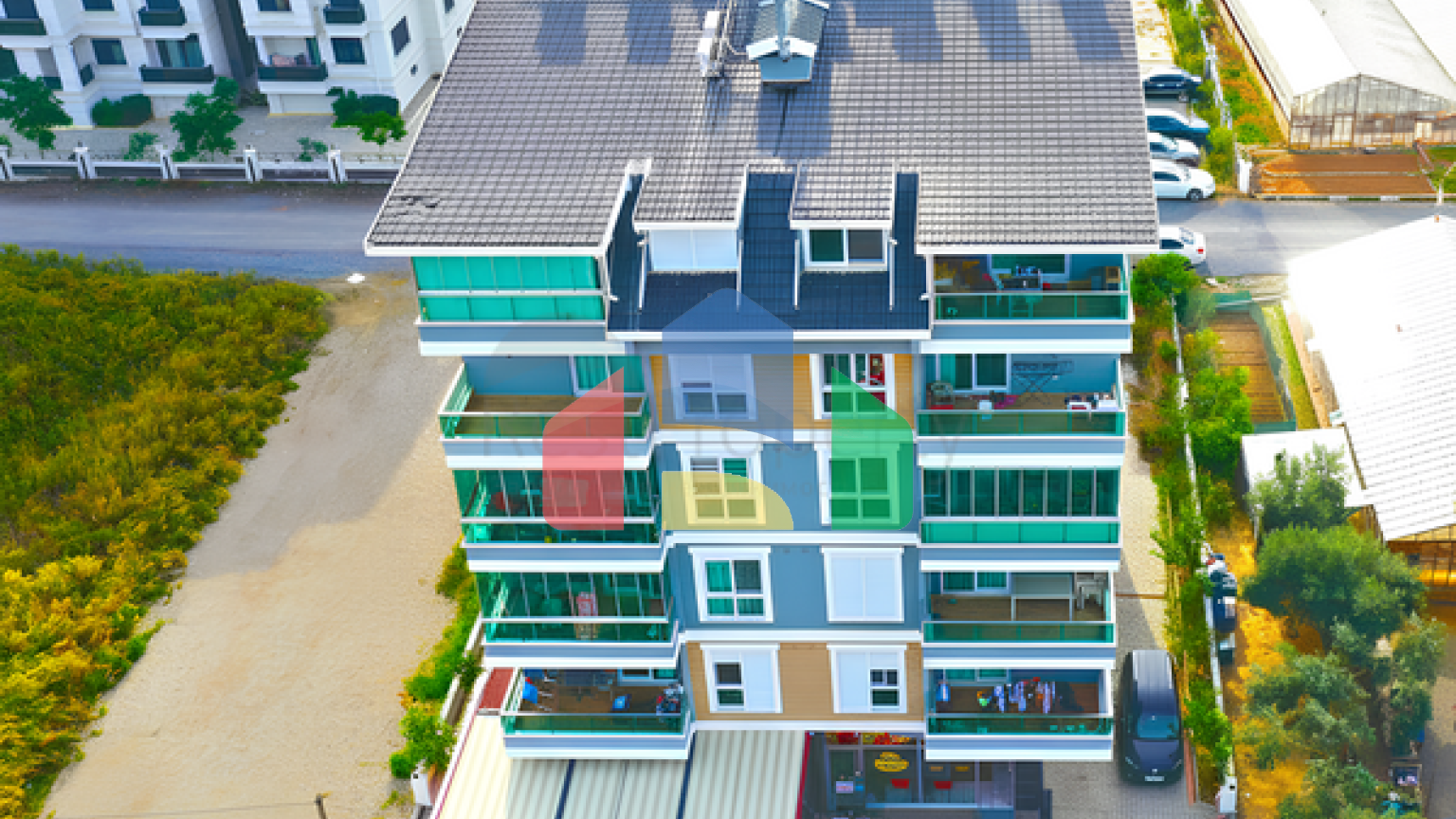 Просторное коммерческое помещение в центре Газипаши