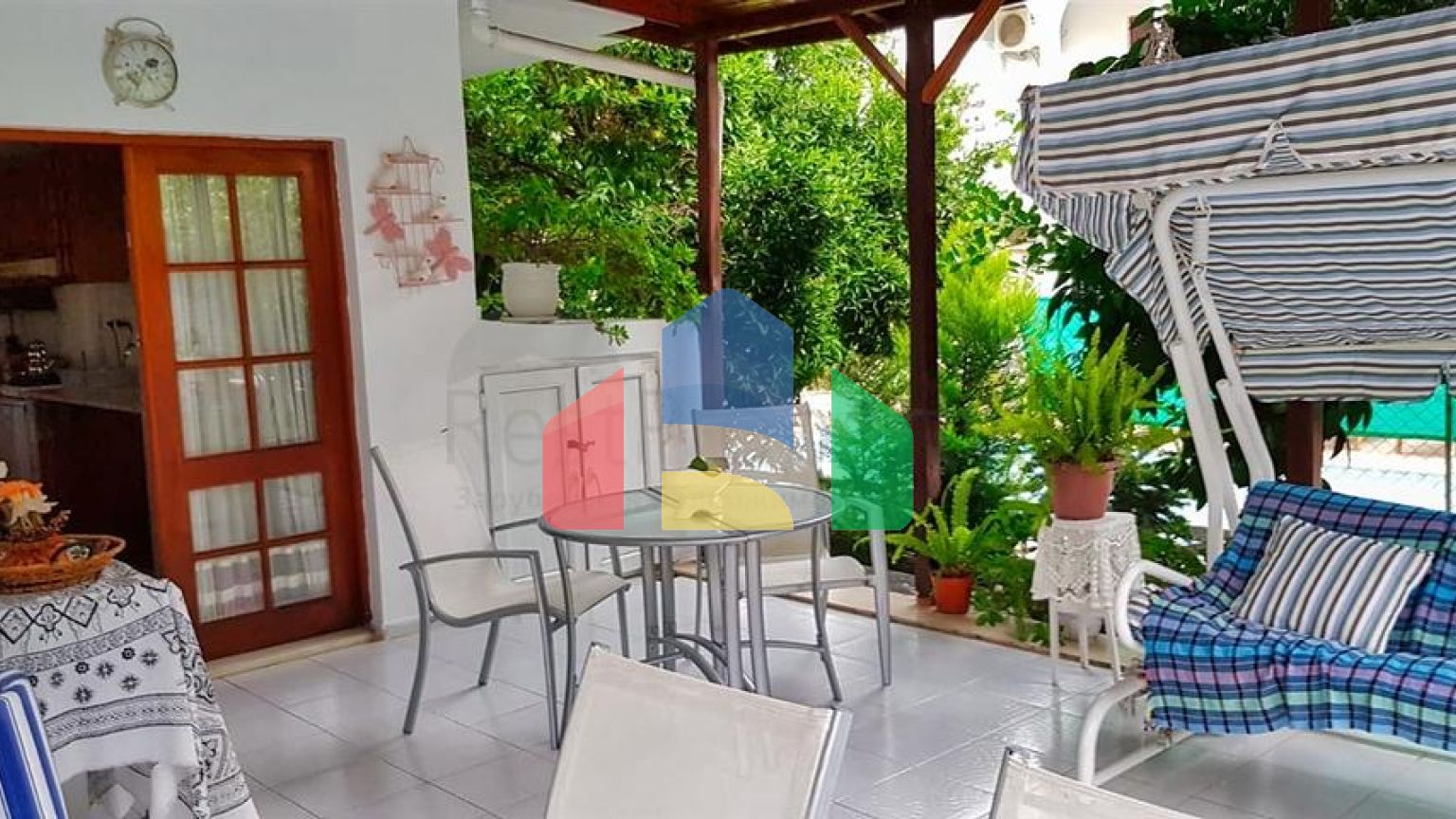 Вилла планировки 3+1 в районе Кемер - Анталия