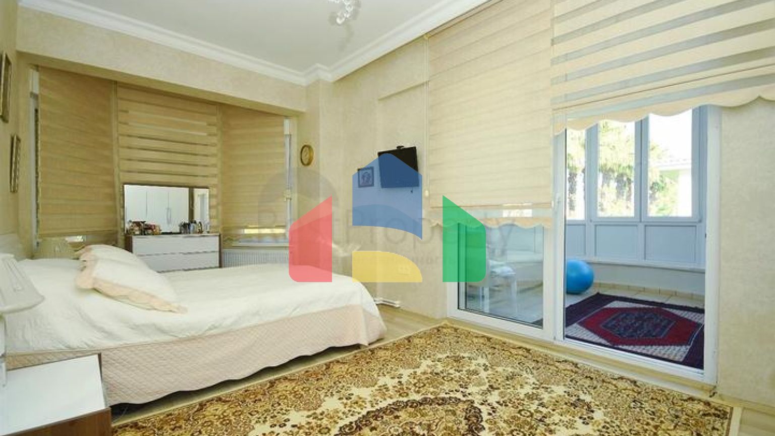 Квартира планировки 5+1 дуплекс в районе Кемер - Анталия