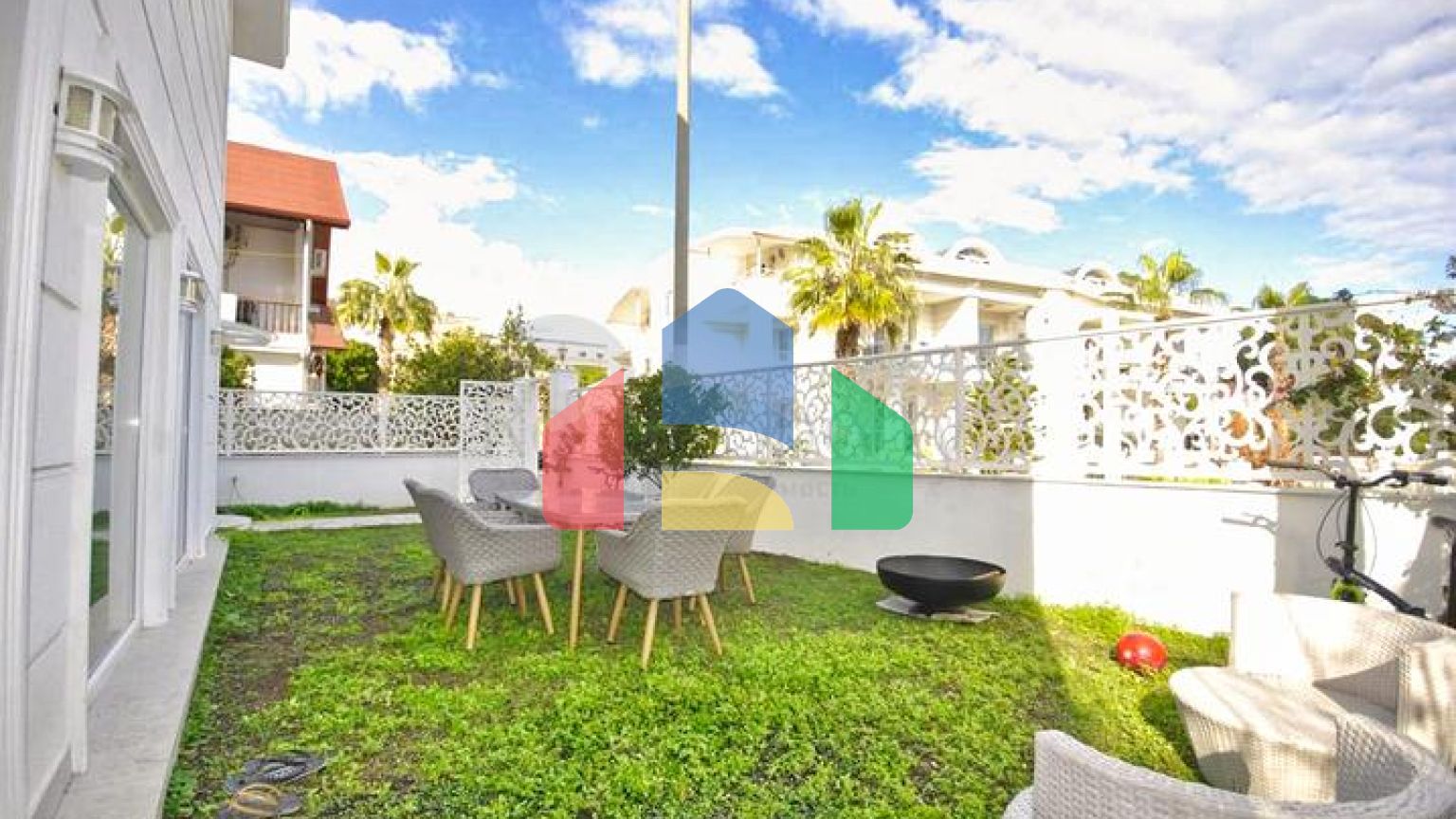 Вилла планировки 3+1 в районе Кемер - Анталия