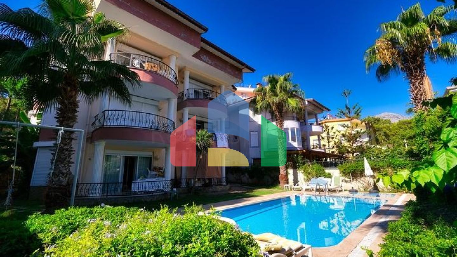 Квартира 3+1 в живописном районе Кемер - Анталия