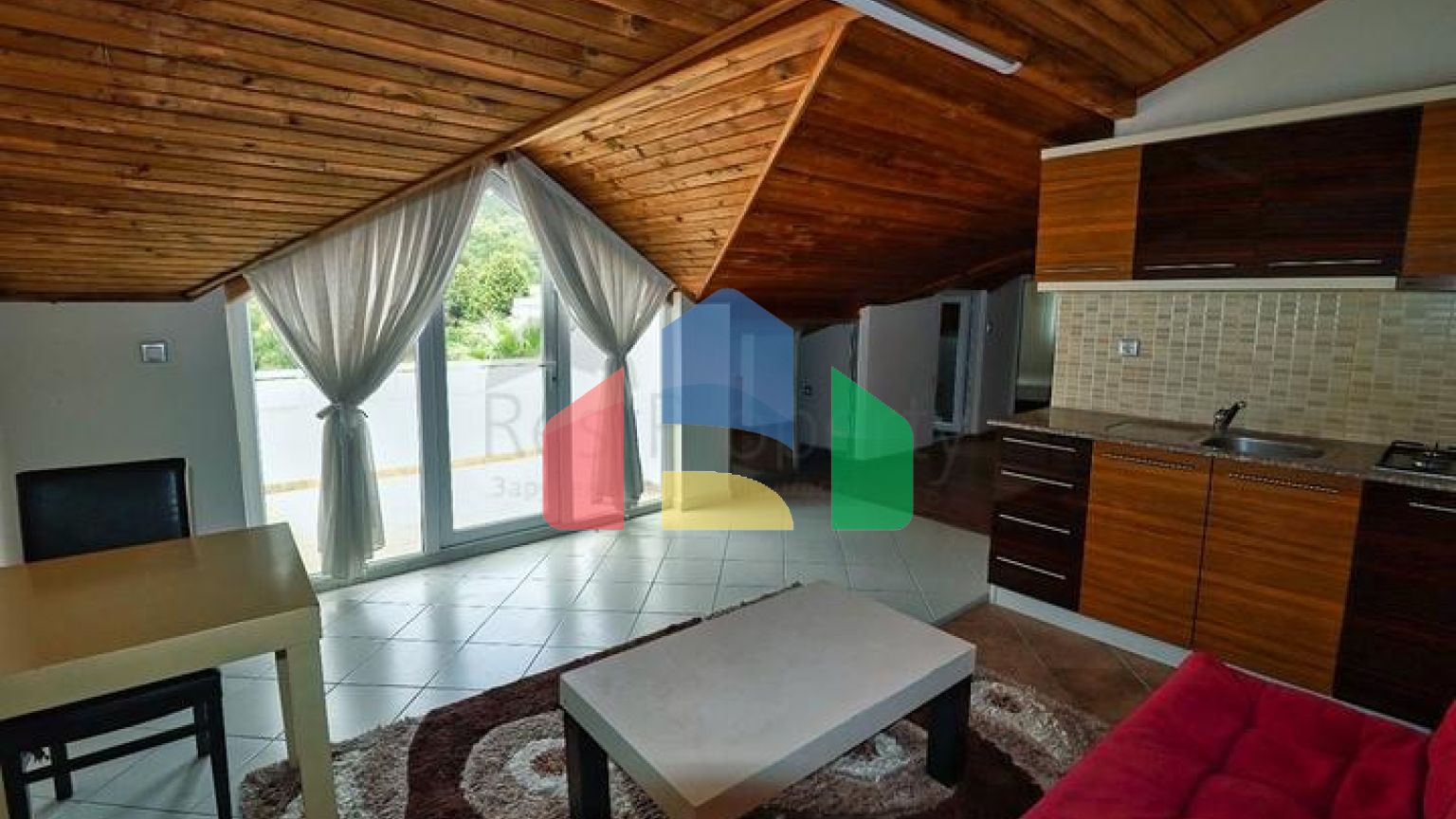 Квартира планировки 3+2 дуплекс в районе Кемер - Анталия