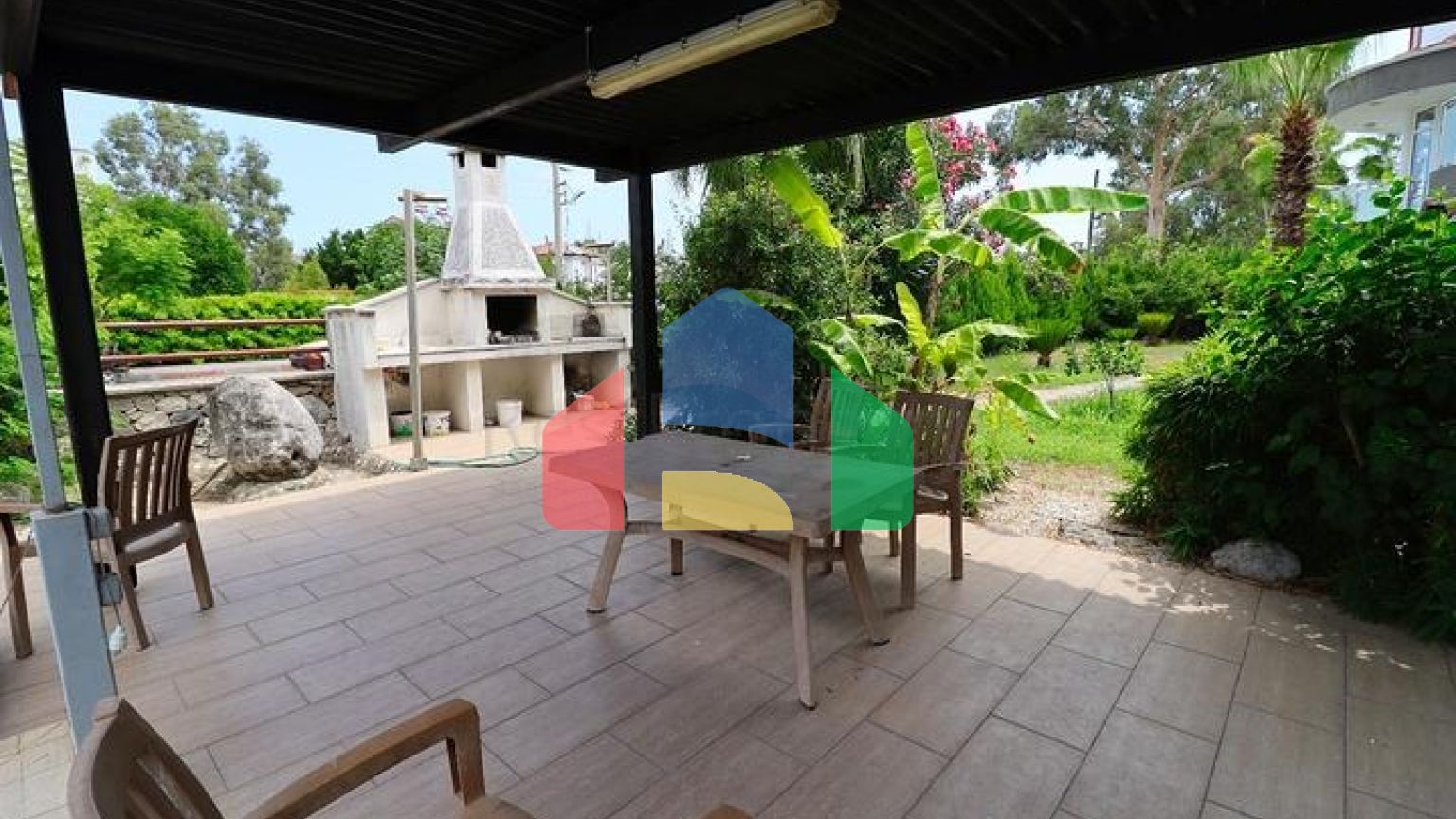 Квартира планировки 3+2 дуплекс в районе Кемер - Анталия