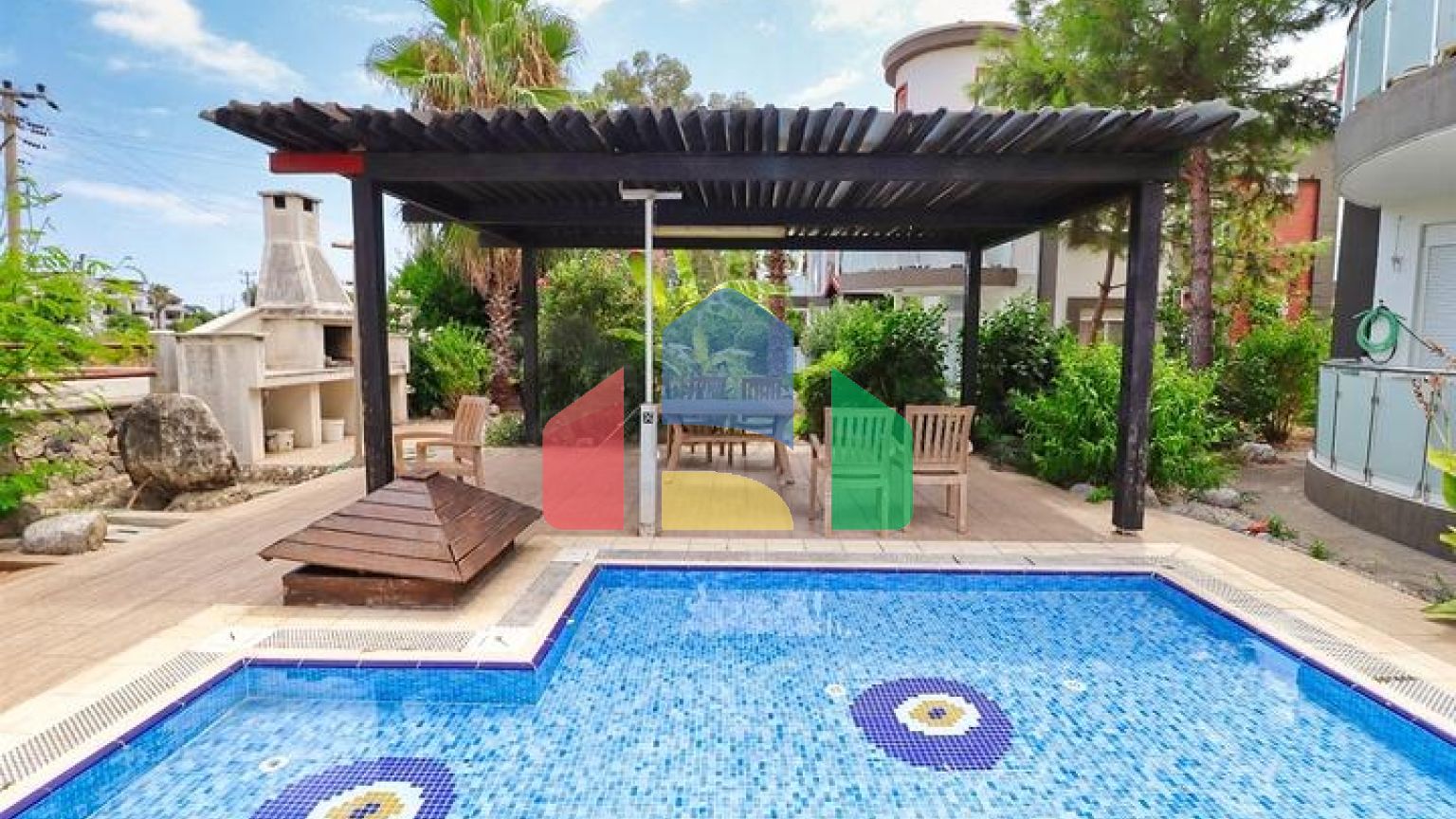 Квартира планировки 3+2 дуплекс в районе Кемер - Анталия