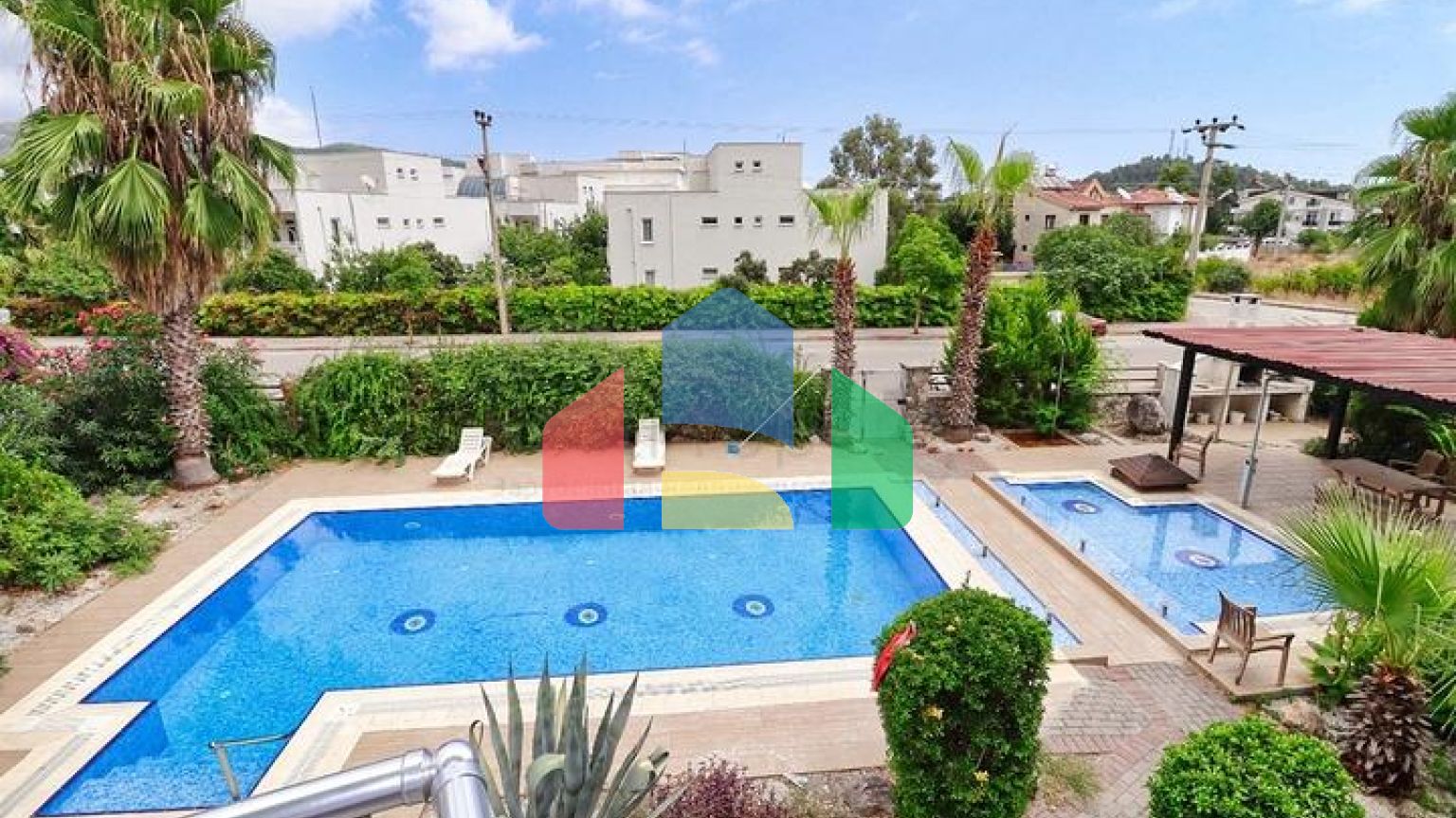 Квартира планировки 3+2 дуплекс в районе Кемер - Анталия