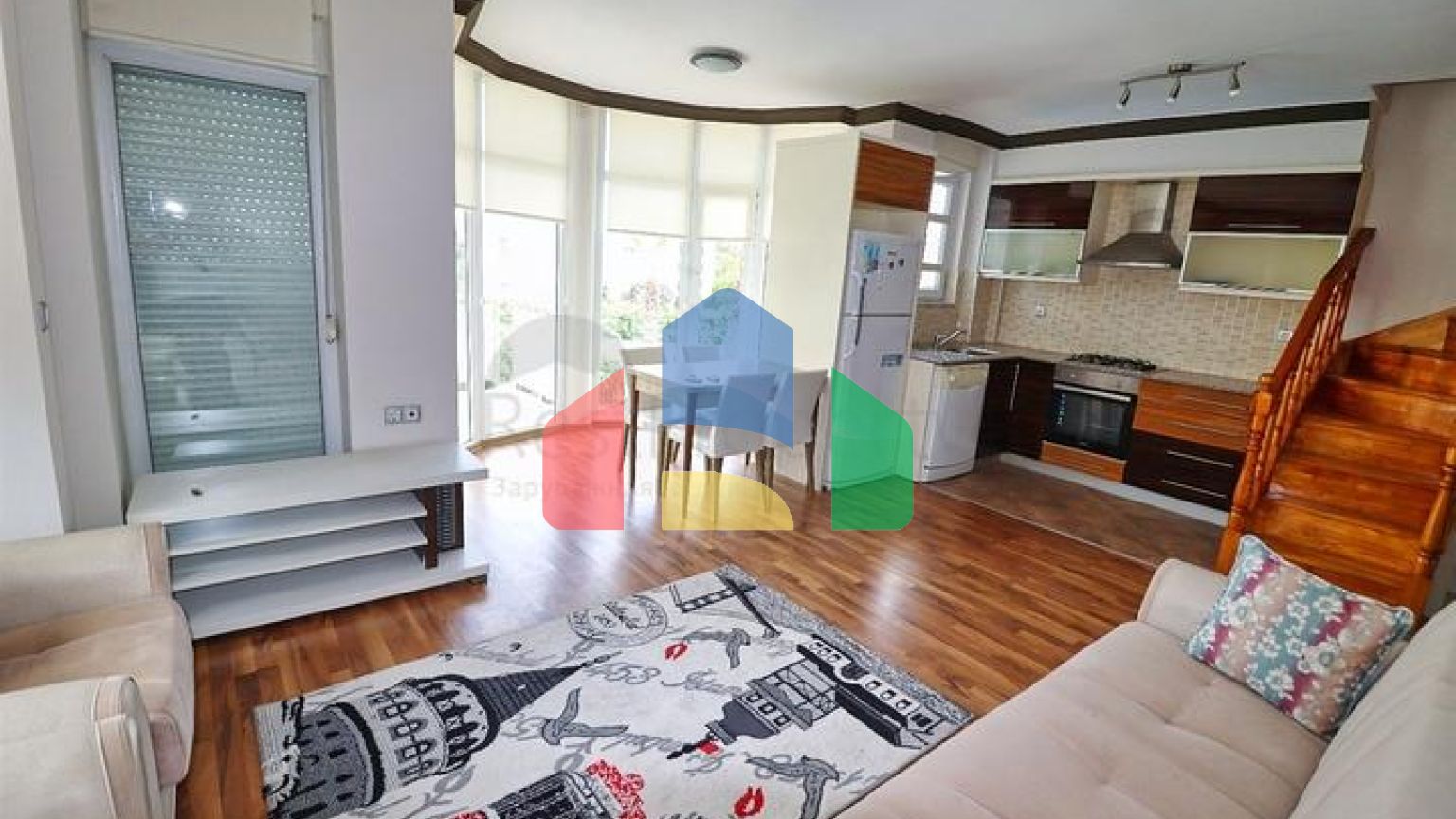 Квартира планировки 3+2 дуплекс в районе Кемер - Анталия