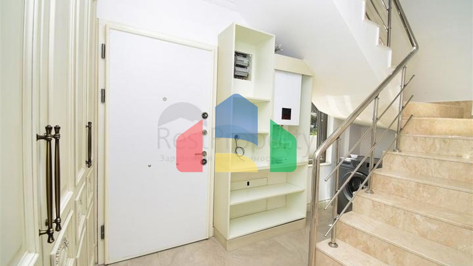 Вілли планування 4 + 1 в районі Кемер - Анталія