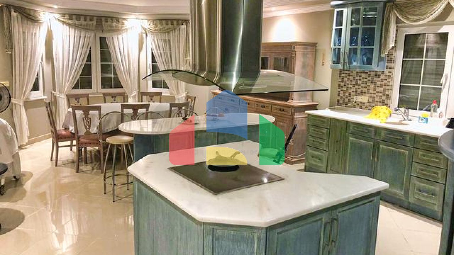 Вілла планування 7 + 1 в районі Кемер - Анталія