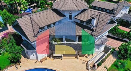 Вілла планування 7 + 1 в районі Кемер - Анталія