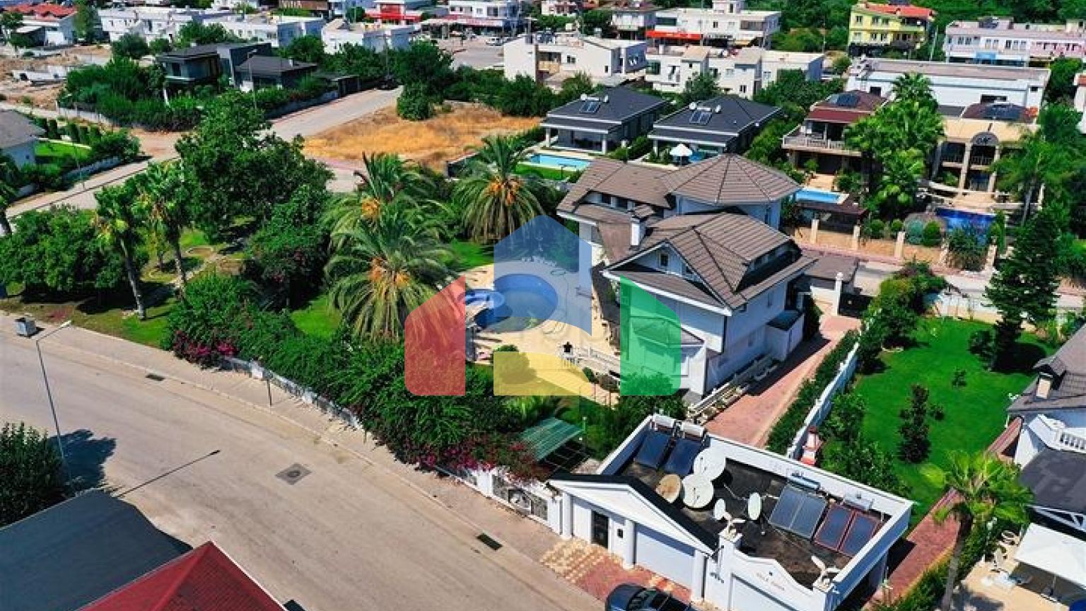 Вілла планування 7 + 1 в районі Кемер - Анталія