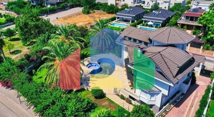 Вілла планування 7 + 1 в районі Кемер - Анталія