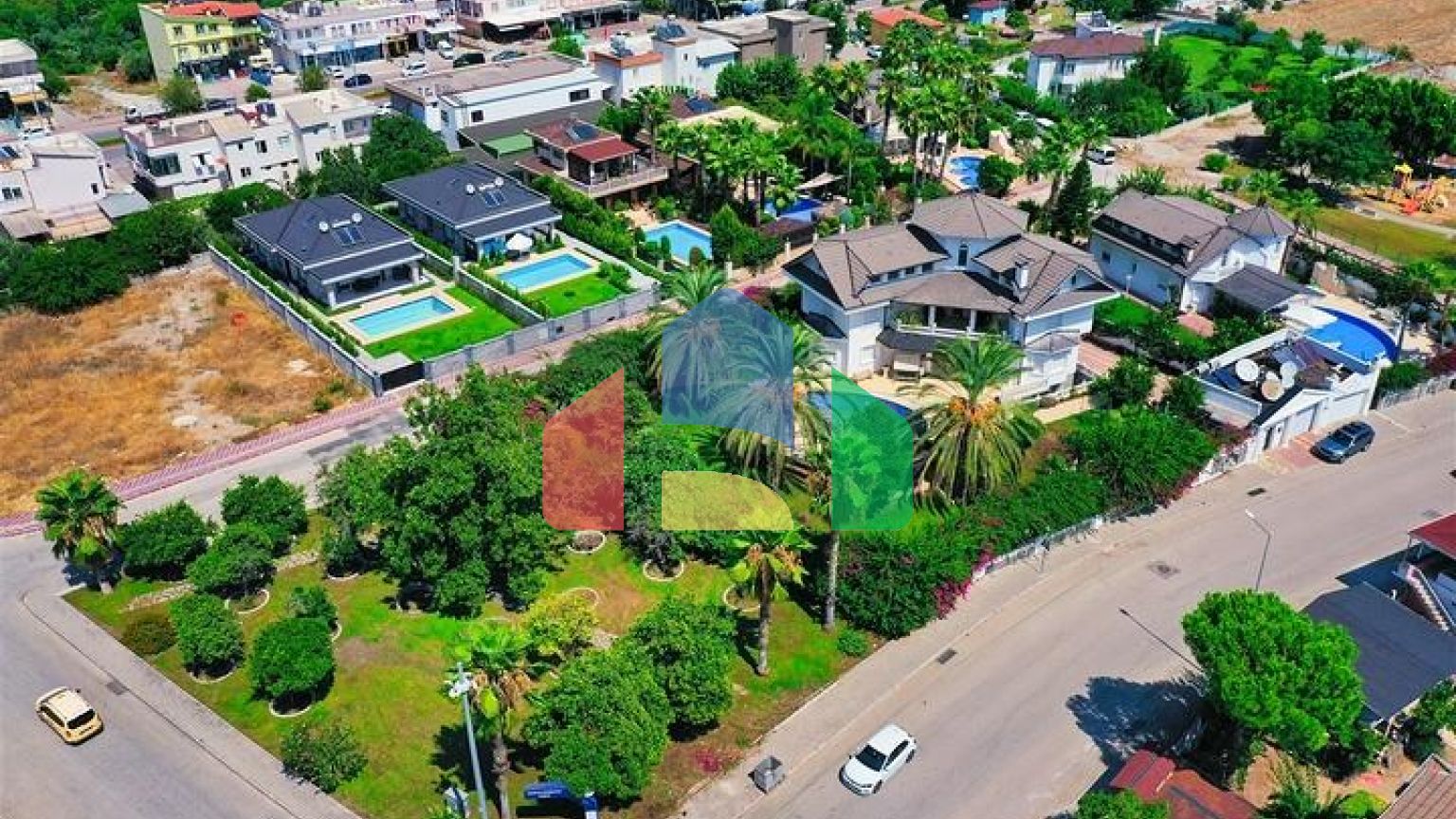 Вілла планування 7 + 1 в районі Кемер - Анталія