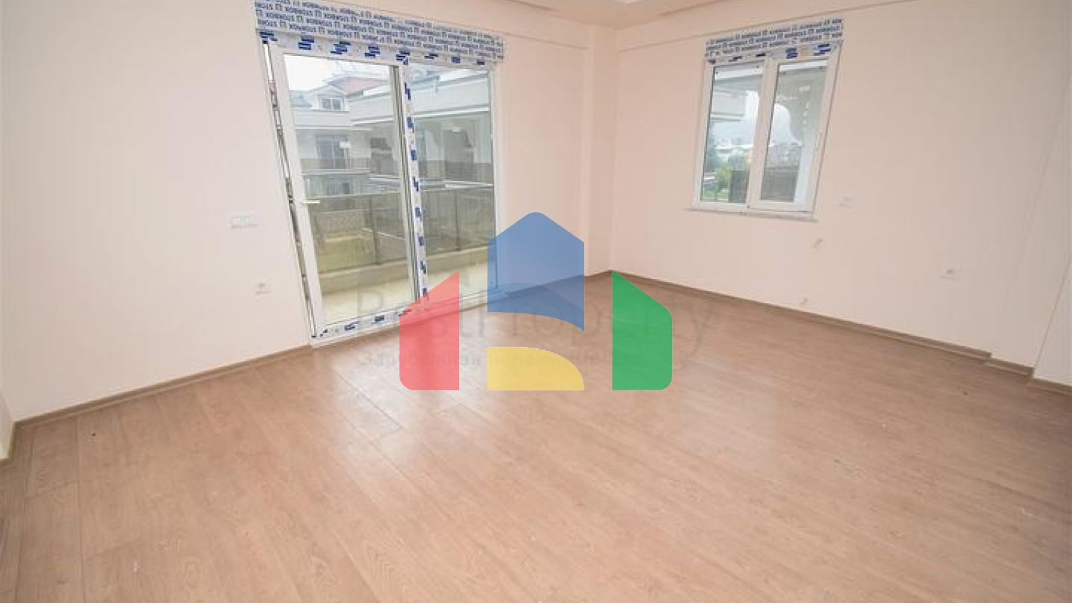 Квартиры планировки 2+1 и 4+1 в районе Кемер - Анталия