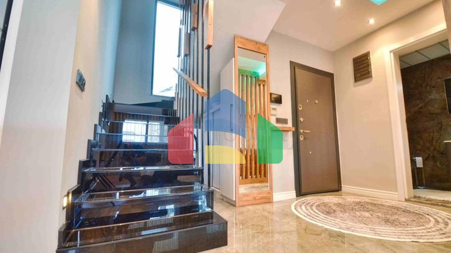 Просторная вилла планировки 4+1 в районе Кемер - Анталия