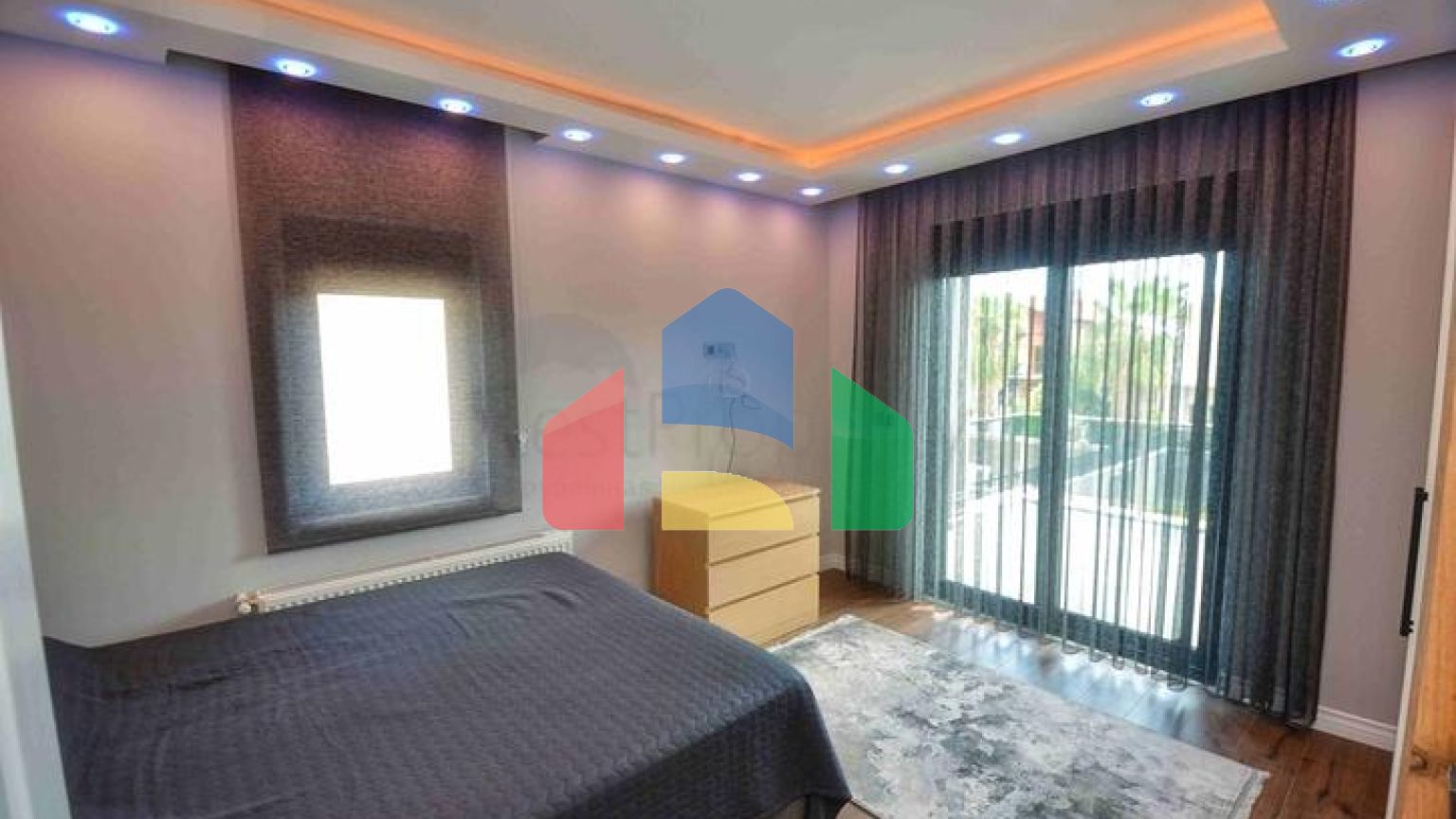 Просторная вилла планировки 4+1 в районе Кемер - Анталия