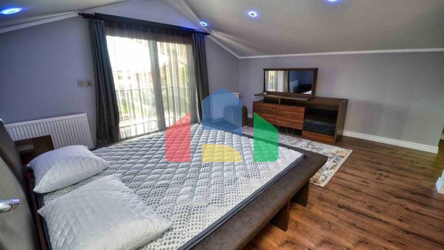 Просторная вилла планировки 4+1 в районе Кемер - Анталия