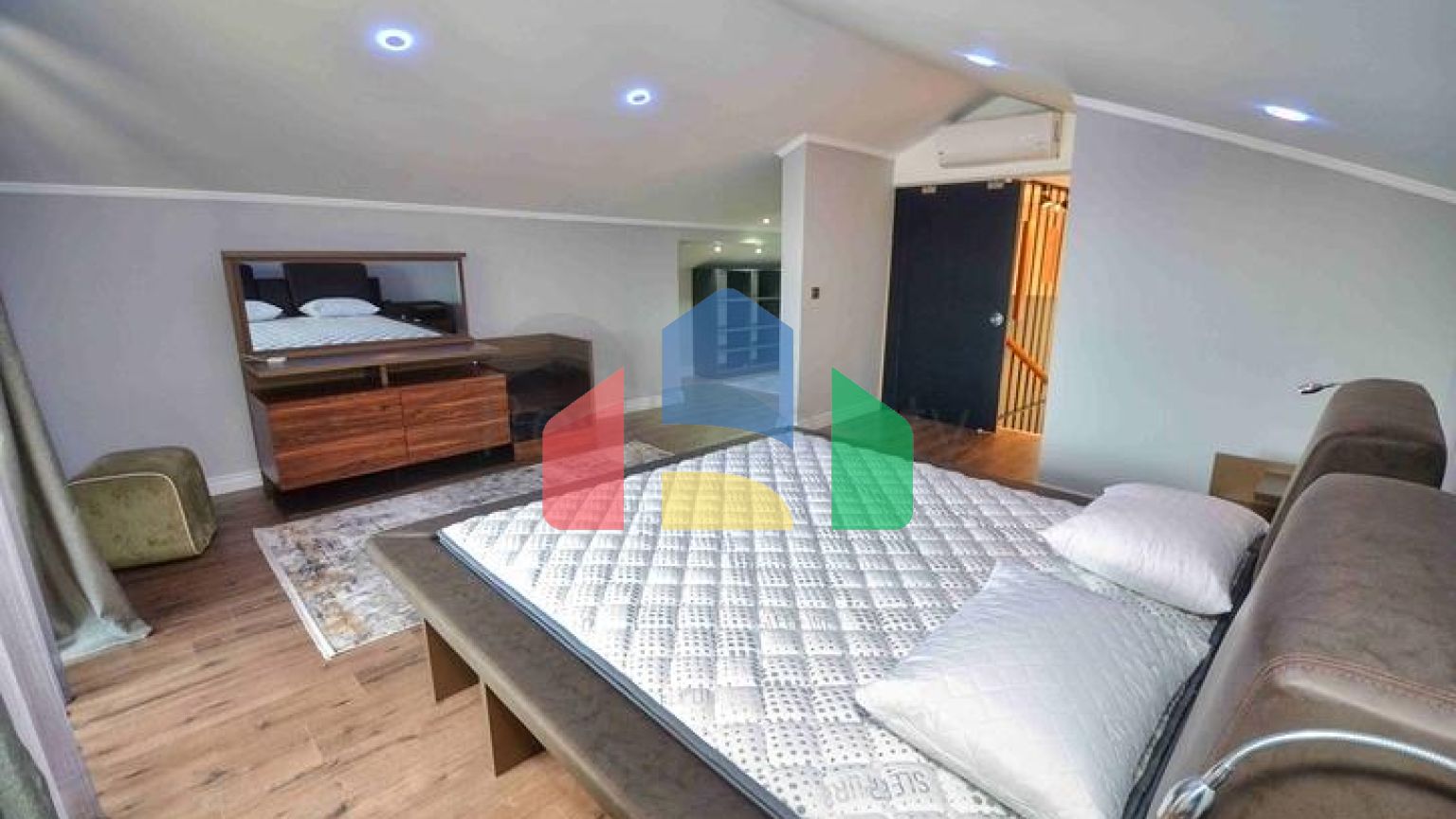 Просторная вилла планировки 4+1 в районе Кемер - Анталия