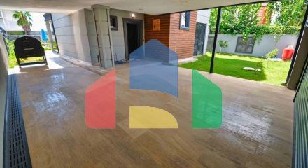 Просторная вилла планировки 4+1 в районе Кемер - Анталия