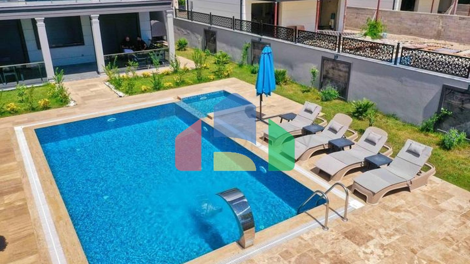 Просторная вилла планировки 4+1 в районе Кемер - Анталия