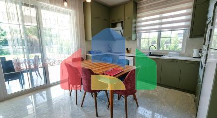 Вилла планировки 6+1 в районе Кемер - Анталия