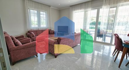 Вилла планировки 6+1 в районе Кемер - Анталия