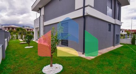 Вилла планировки 4+1 в районе Кемер - Анталия