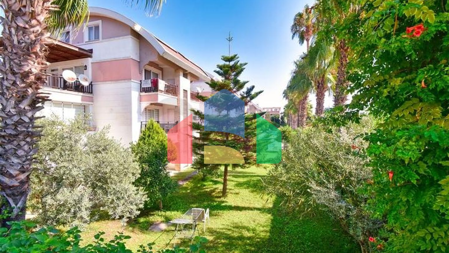 Квартира планування 3 + 1 в районі Кемер - Анталія