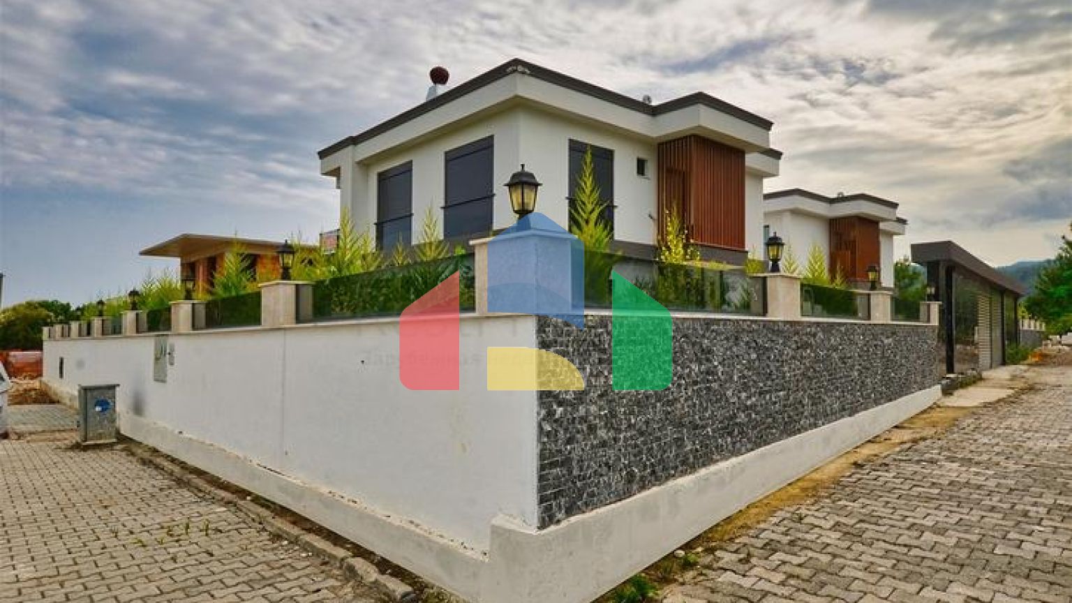 Вилла планировки 4+1 в микрорайоне Текирова - Анталия