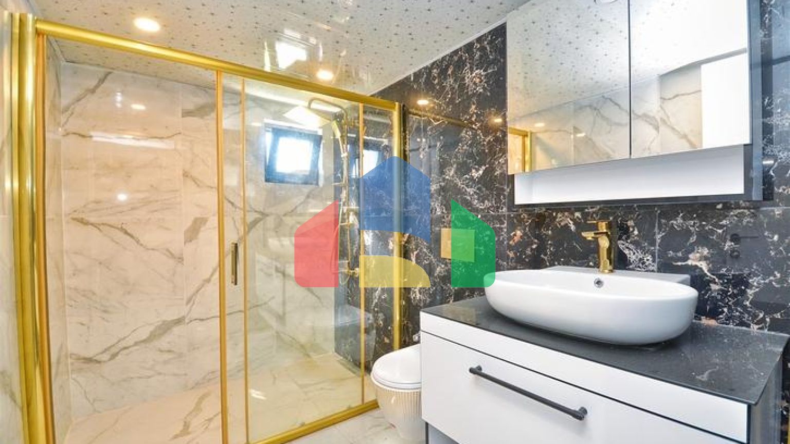 Вілла планування 6 + 2 в районі Кемер-Анталія