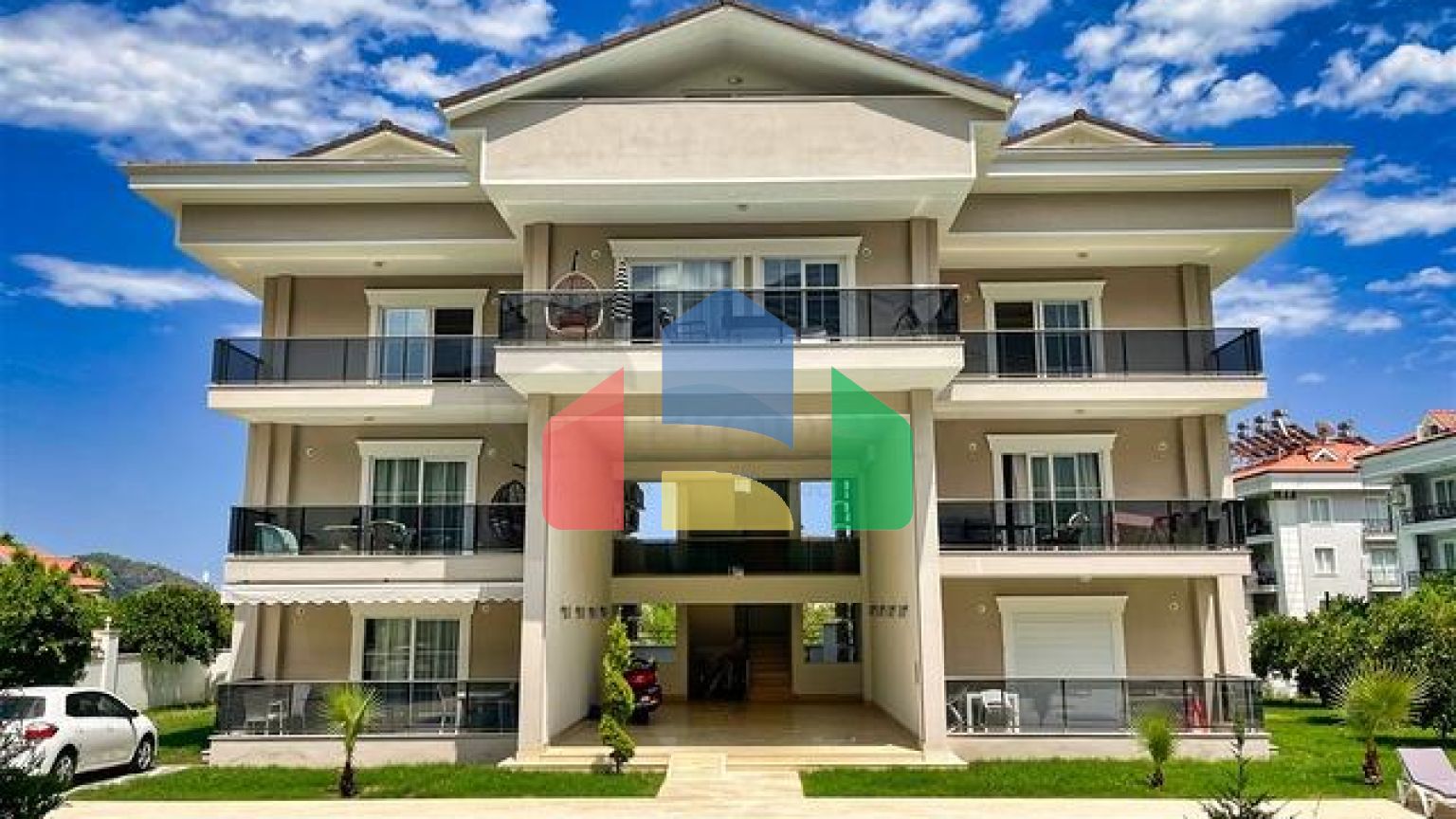 Квартира планировки 2+1 в районе Кемер - Анталия