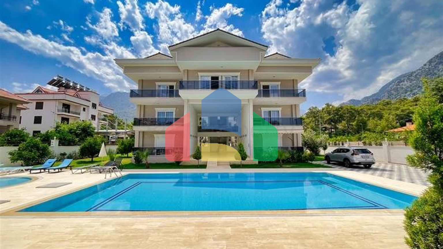 Квартира планировки 2+1 в районе Кемер - Анталия