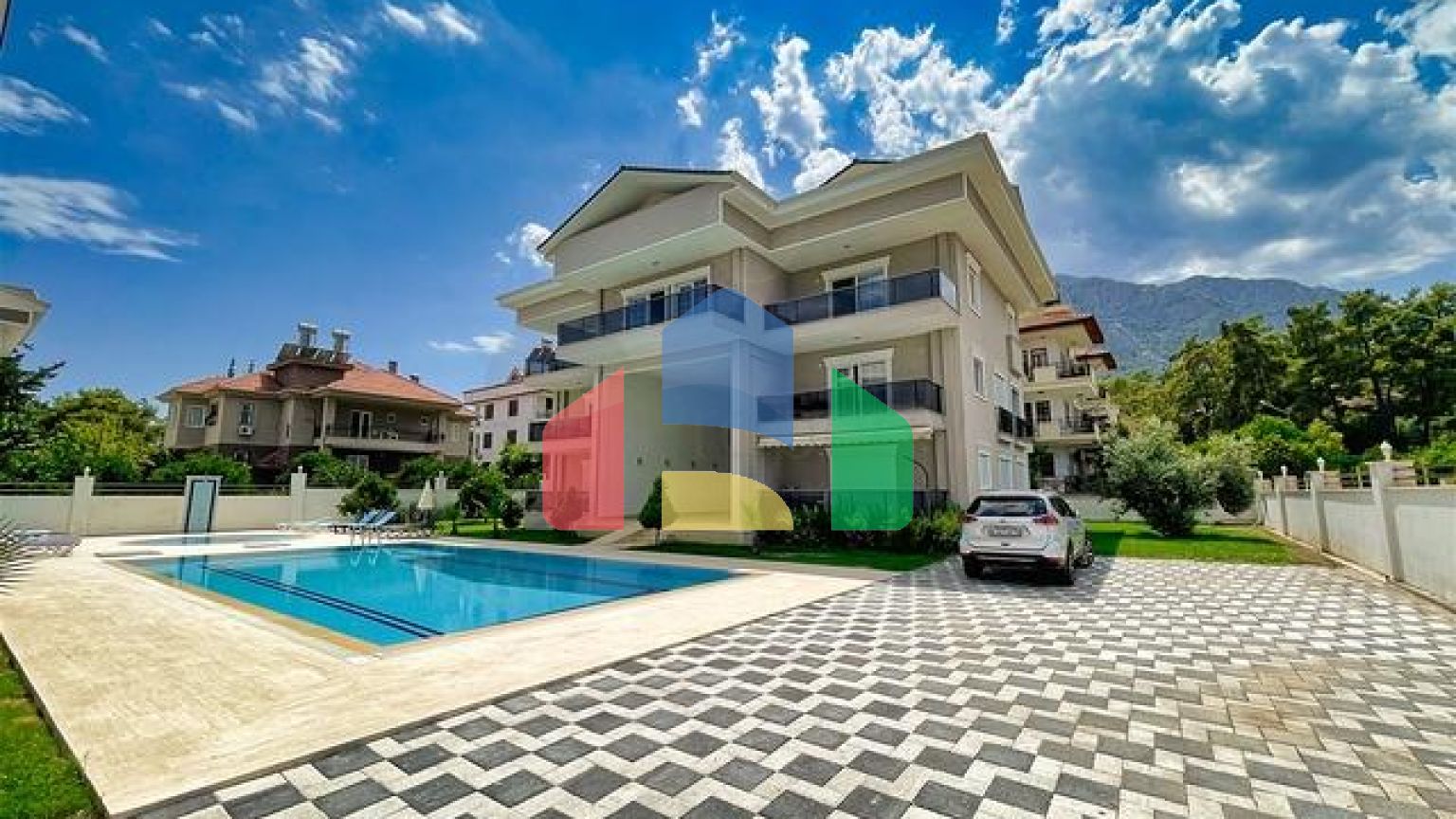 Квартира планировки 2+1 в районе Кемер - Анталия