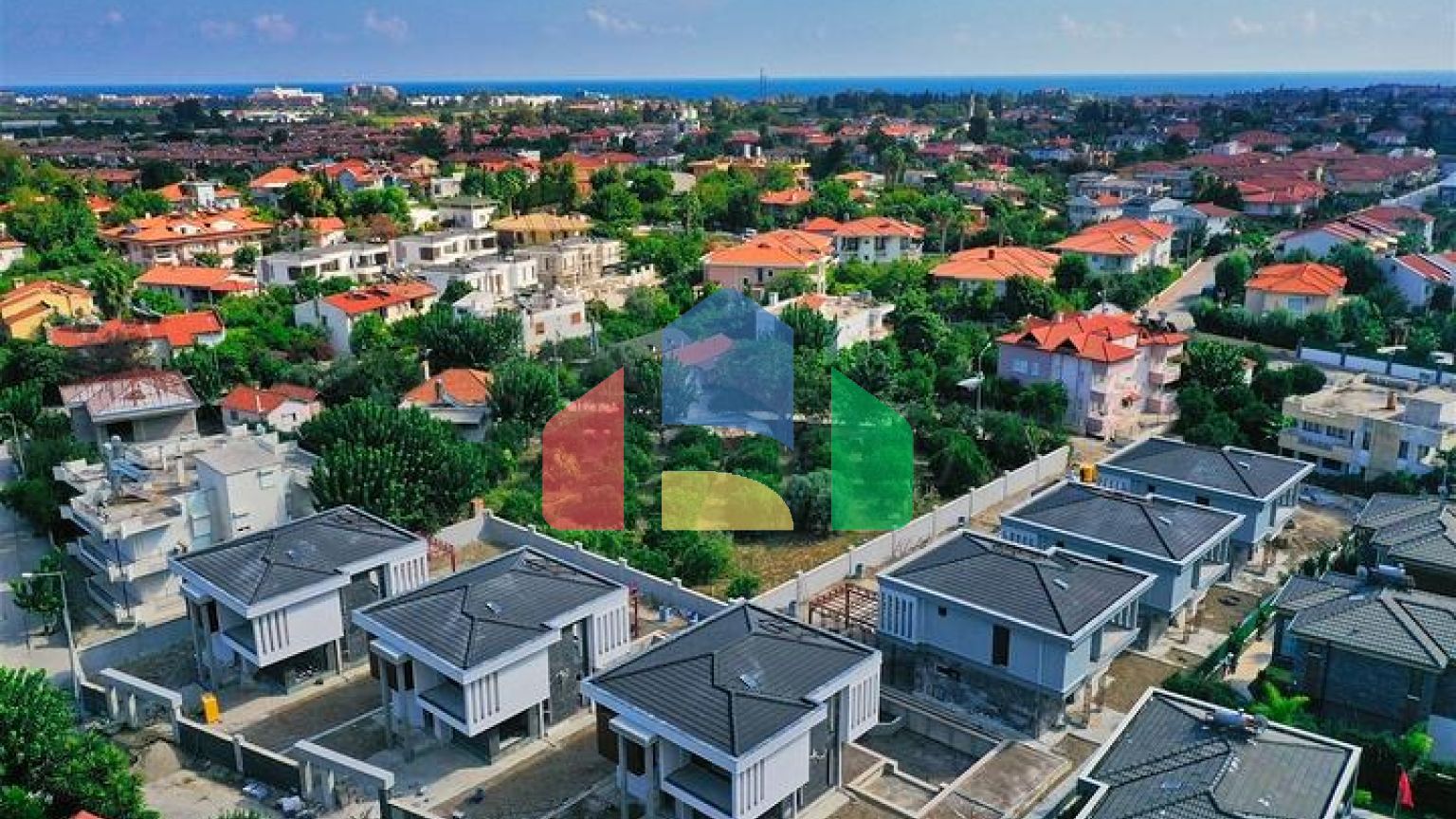 Вилла планировки 3+1 в районе Кемер - Анталия