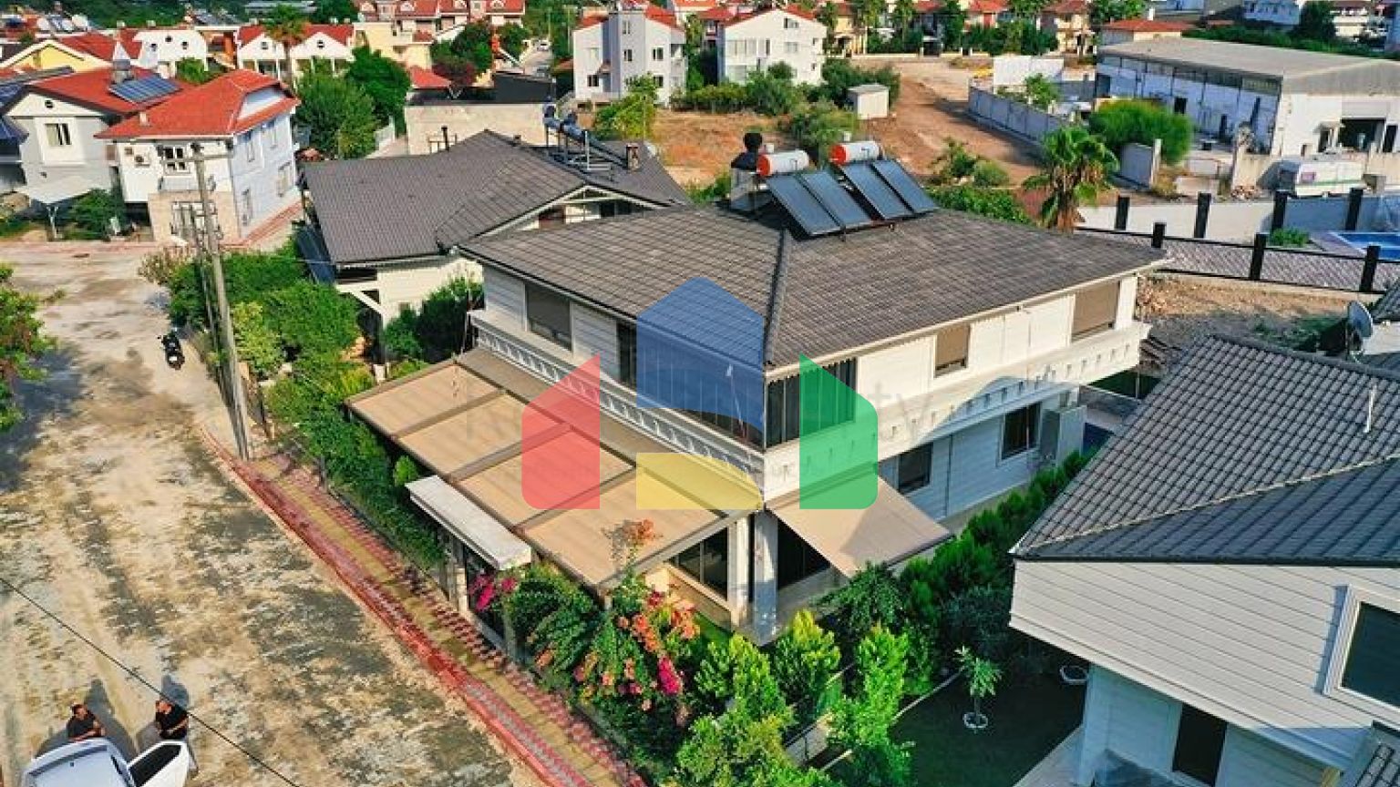 Вилла планировки 3+2 в районе Кемер - Анталия