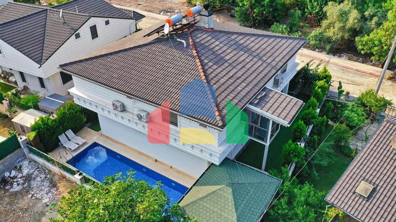 Вилла планировки 3+2 в районе Кемер - Анталия