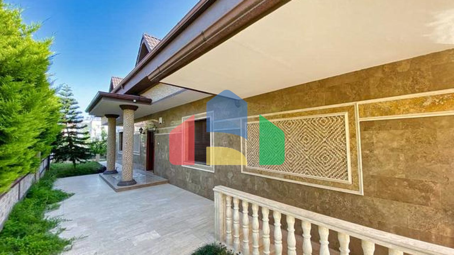 Вилла планировки 4+1 в районе Кемер - Анталия