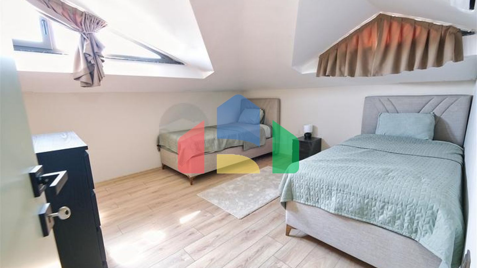 Таунхаус  планировки 3+1 в районе Кемер - Анталия