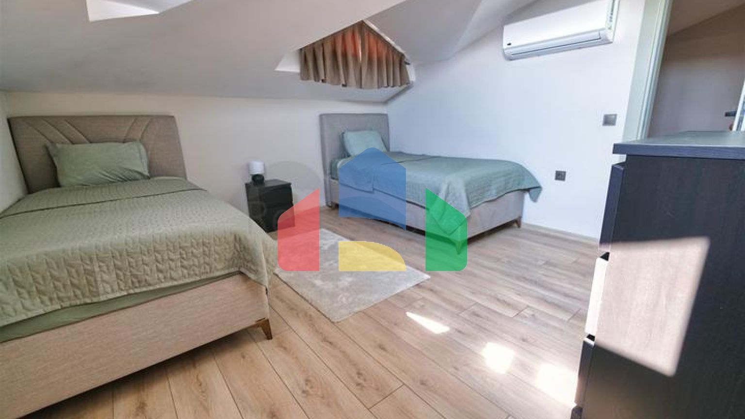 Таунхаус  планировки 3+1 в районе Кемер - Анталия