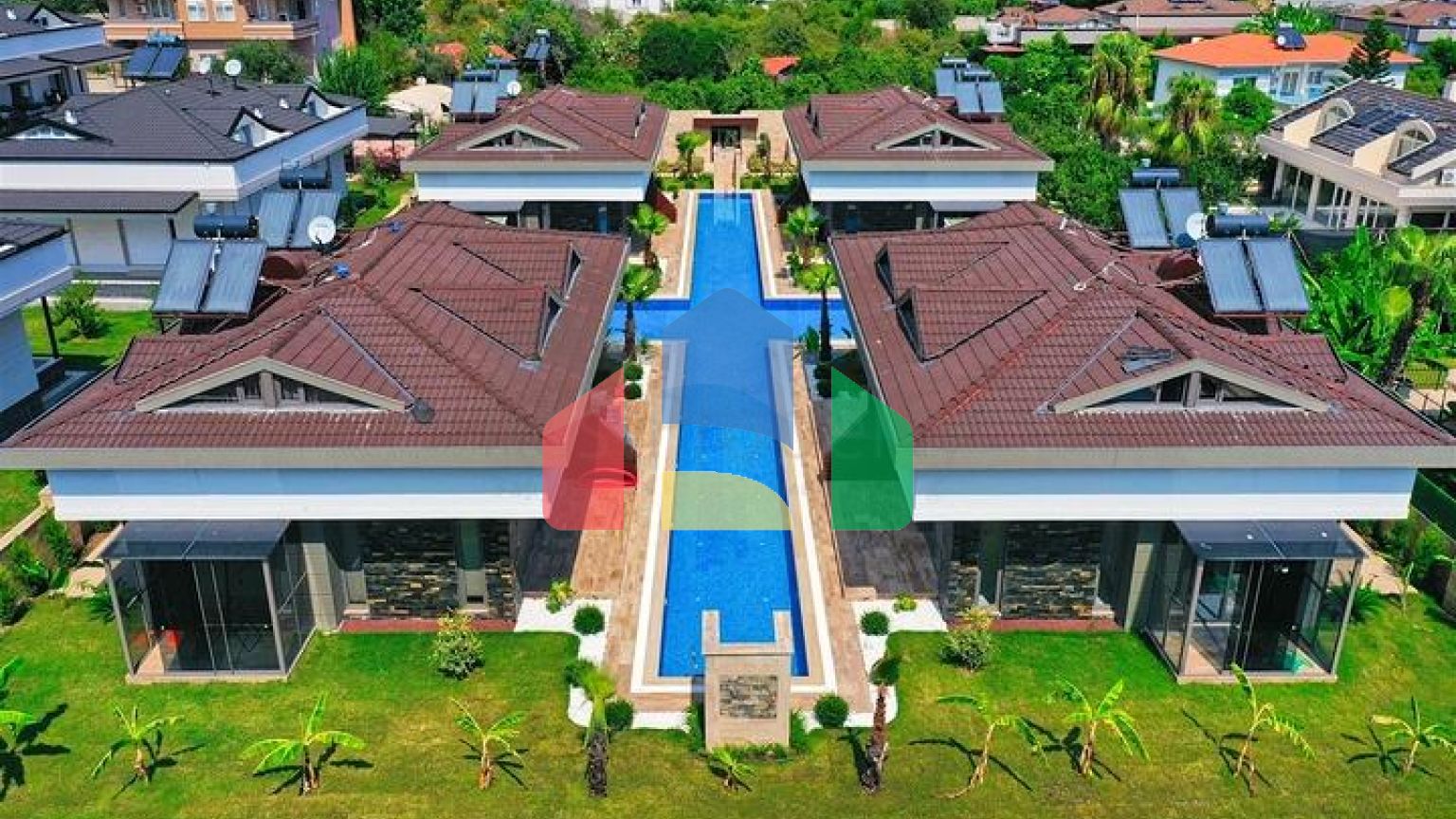 Таунхаус  планировки 3+1 в районе Кемер - Анталия