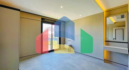 Чудова вілла планування 4 + 1 в районі Кемер - Анталія