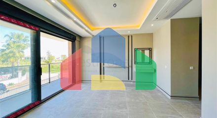 Чудова вілла планування 4 + 1 в районі Кемер - Анталія