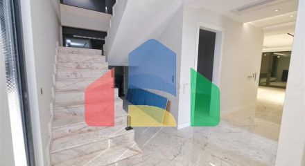 Вилла планировки 4+1 в районе Кемер - Анталия