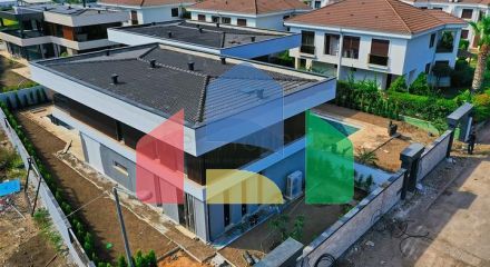 Вилла планировки 4+1 в районе Кемер - Анталия