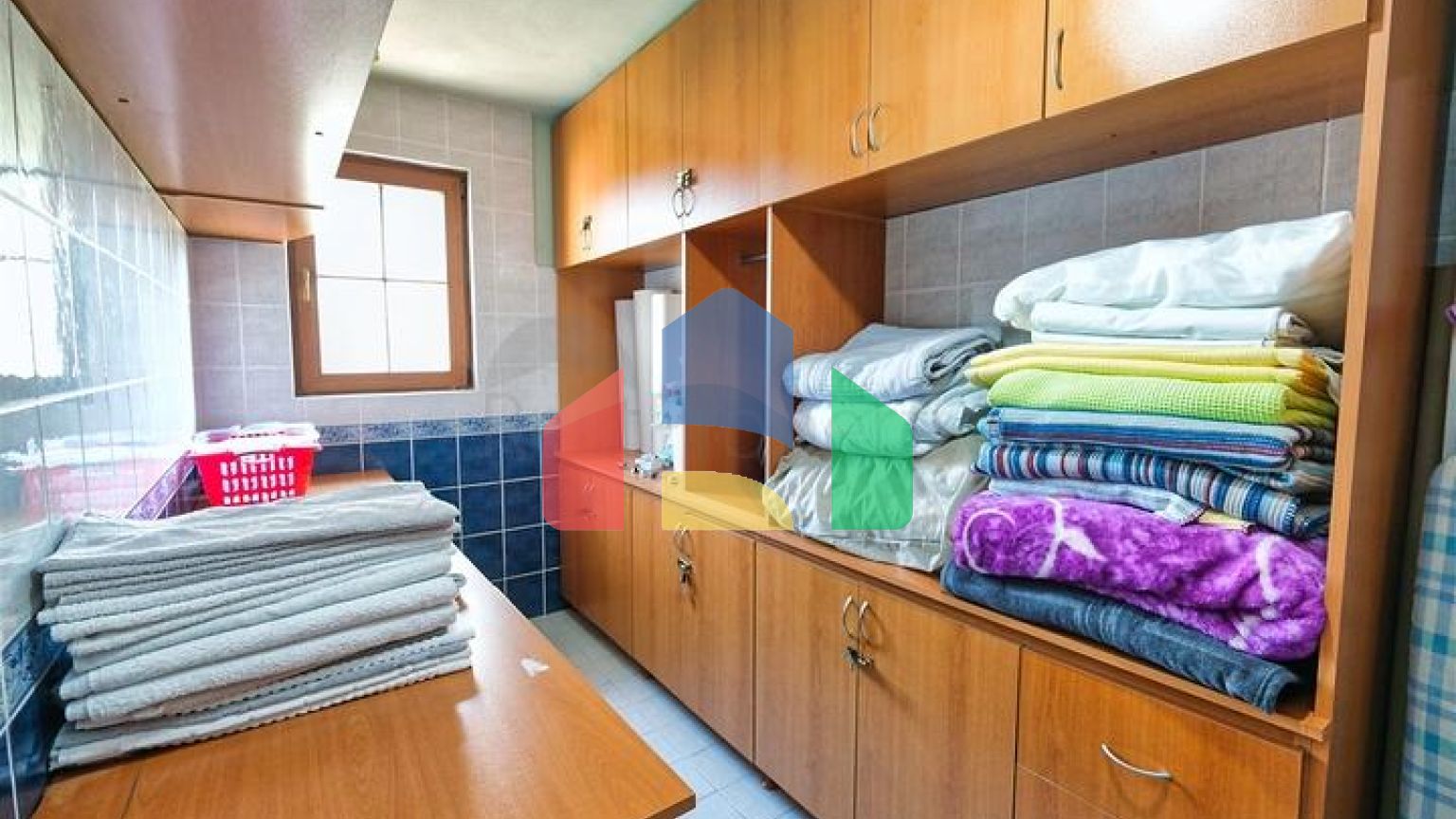 Вилла планировки 6+1 в районе Кемер - Анталия