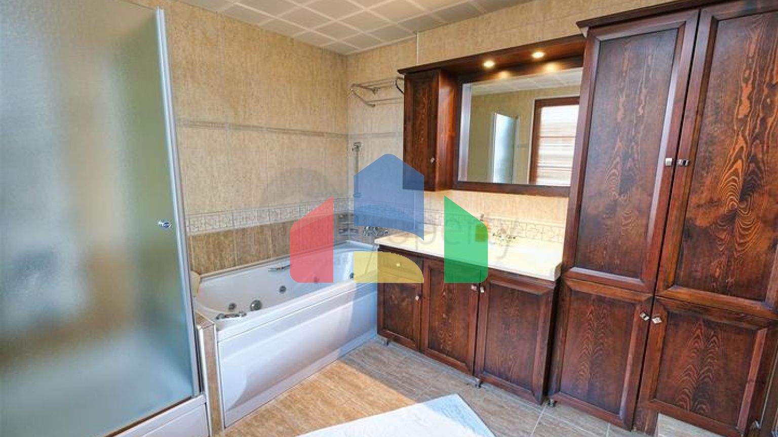 Вилла планировки 6+1 в районе Кемер - Анталия