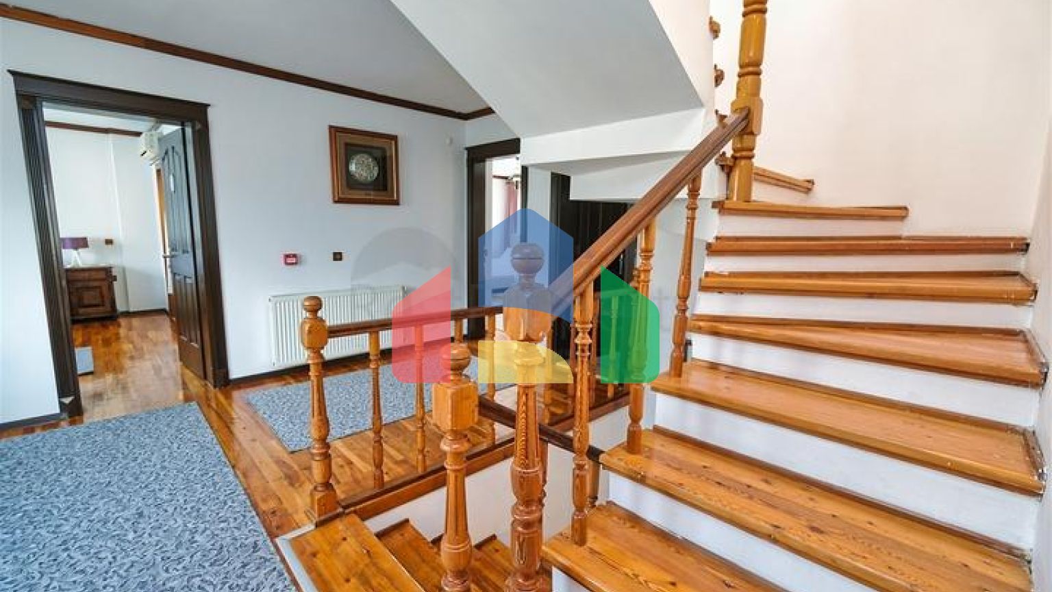 Вилла планировки 6+1 в районе Кемер - Анталия